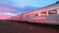 Sonnenaufgang im Outback - The Ghan