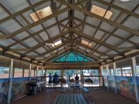 341. Toilettenstopp an Emu-Station im Outback, Australien