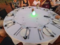 399. Sounds of Silence Abendessen, Outback, Australien