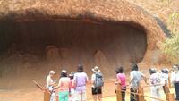 Uluru - Kata - Tjuta Nationalpark - Ayers Rock Felsenhöhle