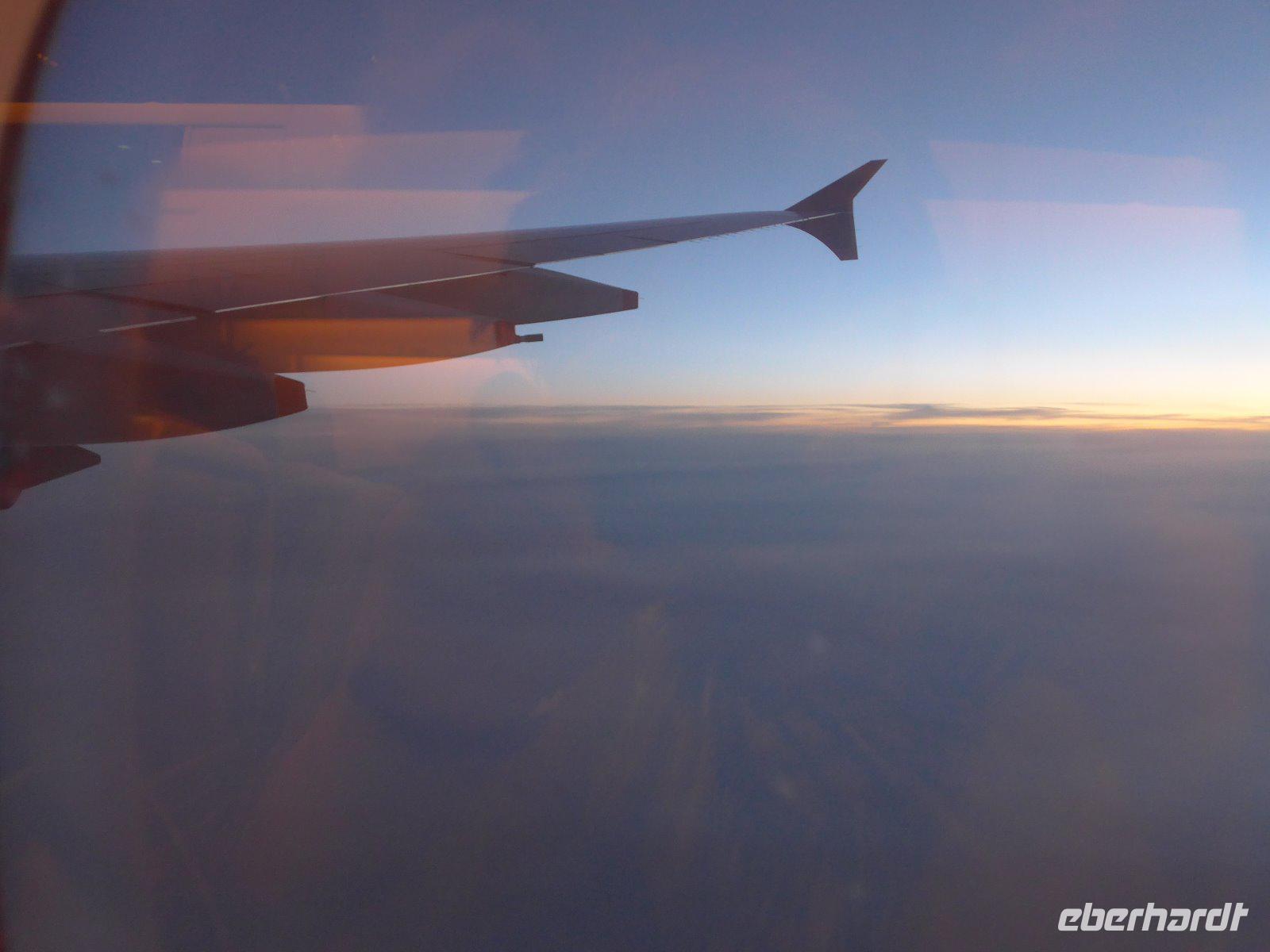 Sonnenaufgang auf Rückflug kurz vor Landung in Frankfurt