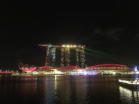 Singapur bei Nacht - Lichtershow