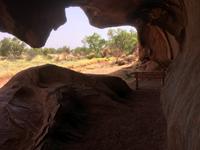 Uluru - Höhlen am Uluru