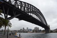 Stadtrundfahrt durch Sydney - Erster Blick auf die Harbour Bridge