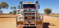 Roadtrain im Outback 