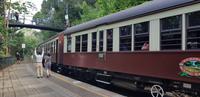 Zugfahrt von Kuranda zurück nach Cairns - Stopp an den Barronfalls