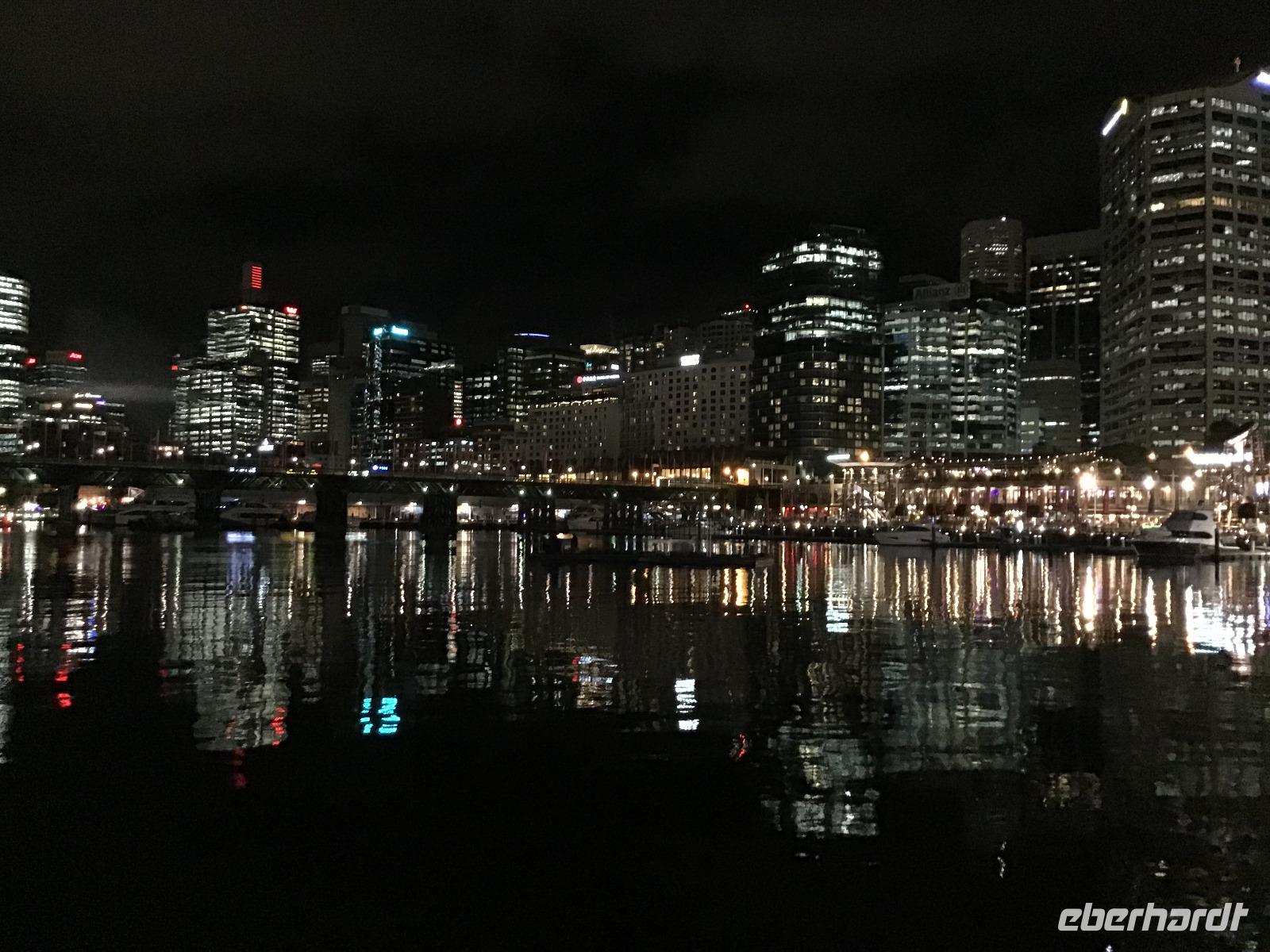 165 Sydney bei Nacht - Darling Harbour