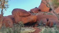 Rundreise Australien - Spaziergang am Uluru im Outback