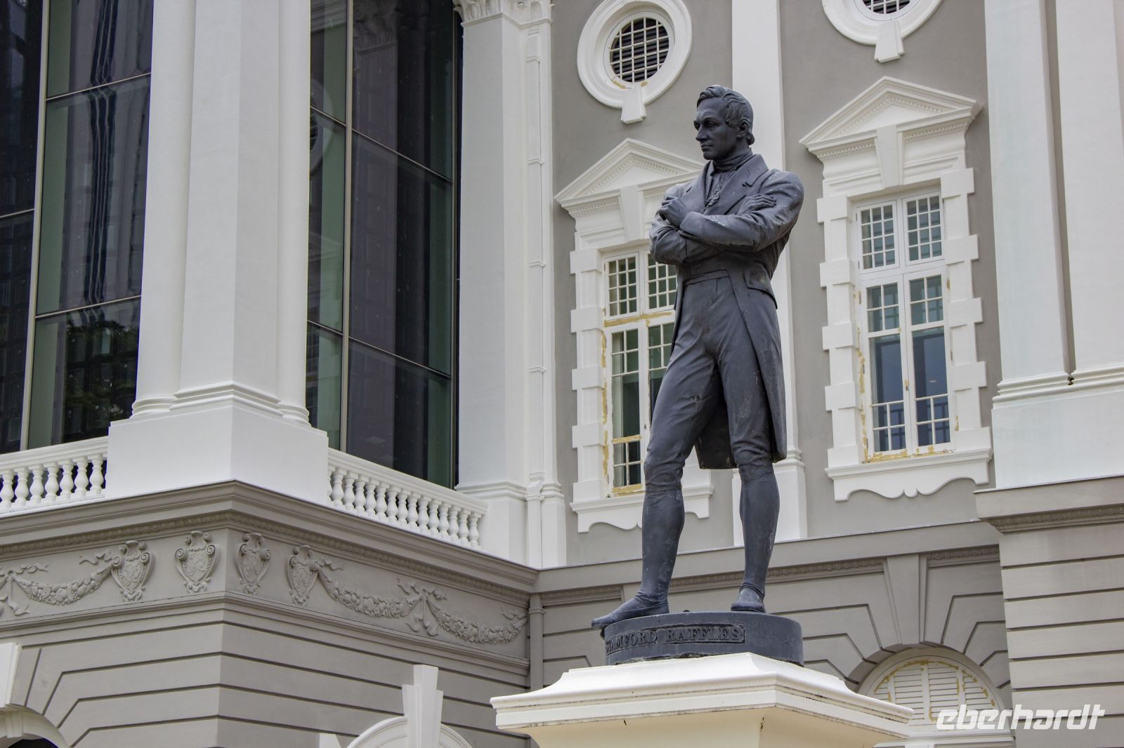030 – Singapur, Thomas Stamford Raffles in Schwarz