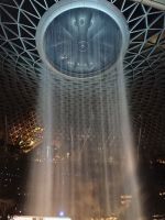 Singapur - Changi Flughafen Jewel Wasserfall