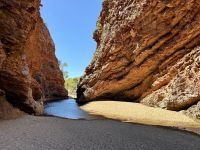 10. Reisetag – Ausflug in die West MacDonnell Ranges – Spaziergang zur Simpsons Gap