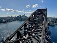 19. Reisetag – Tag in Sydney – Aussicht vom Pylon Lookout auf die Hafenbrücke