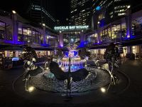 Sydney: Cockle Bay Wharf in der Vorweihnachtszeit