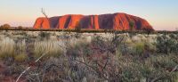 82 Sonnenaufgang am Uluru