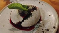Pavlova, typische australische Nachspeise 