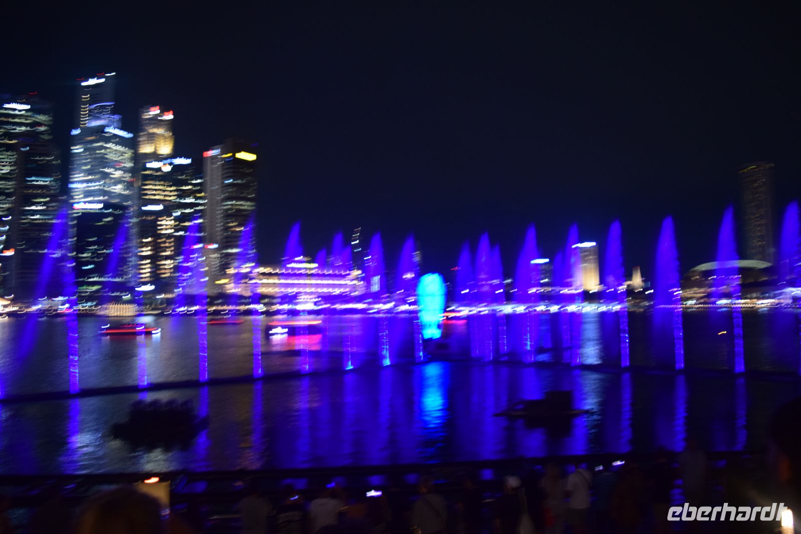 Spectra Light & Watershow beginnt