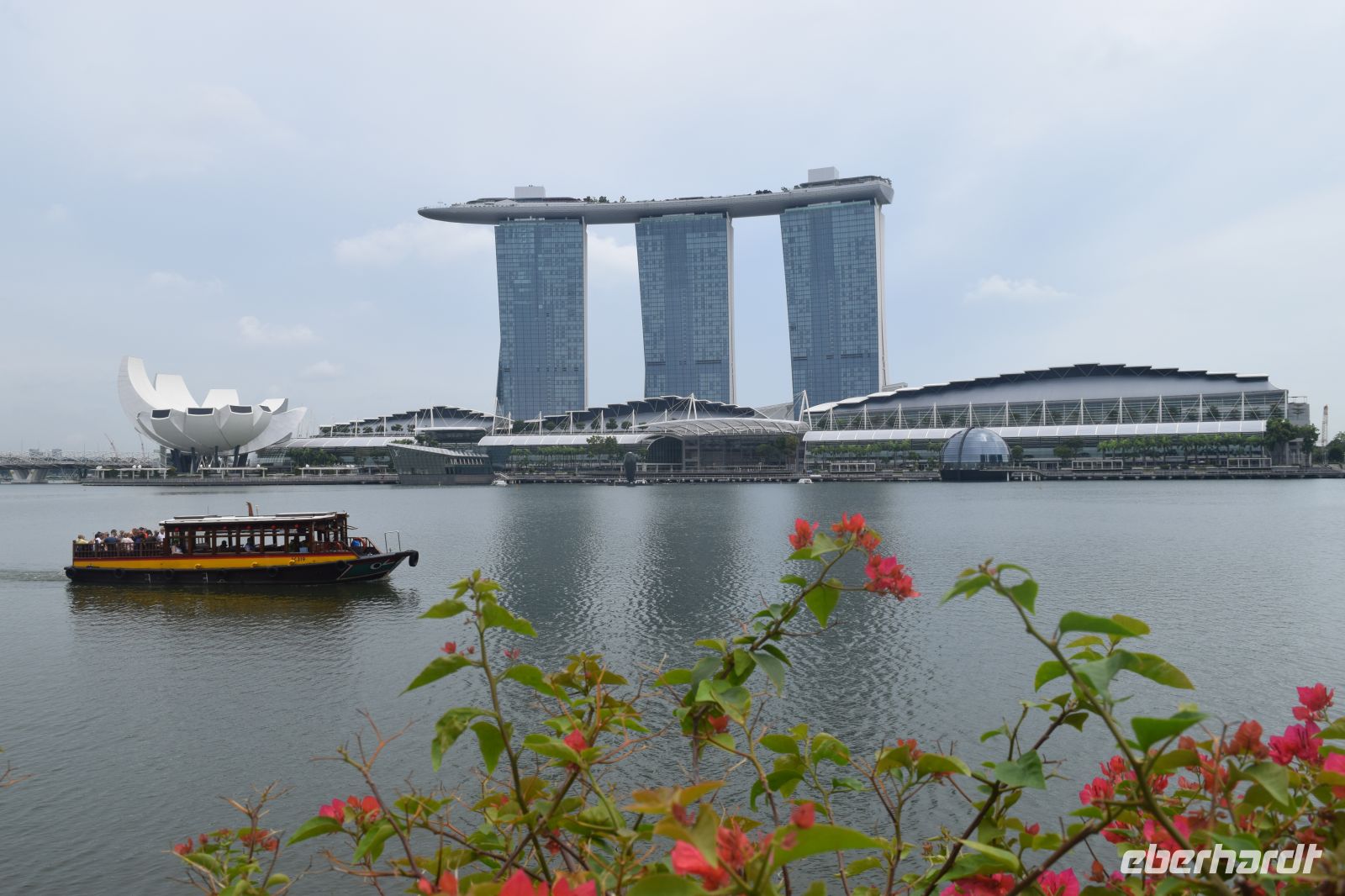 zu Beginn besuchen wir die Dachterrasse des Hotels 