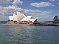 Das Opernhaus vom Wasser aus &ndash; &copy; Gunter Looß (Eberhardt TRAVEL)