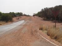 Outbackstraße in Richtung Westen
