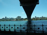 P1020964-unter der Harbour Bridge