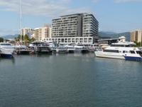 P1030467-Hafen von Cairns