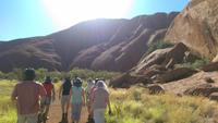 Spaziergang am Ayers Rock