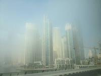 047 die Dubai Marina im dichten Nebel &ndash; &copy; Patrick Fritzsche (Eberhardt TRAVEL)