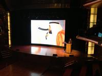 089 Dorine Ali-Khan berichtet über die Scheichfamilie &ndash; &copy; Patrick Fritzsche (Eberhardt TRAVEL)