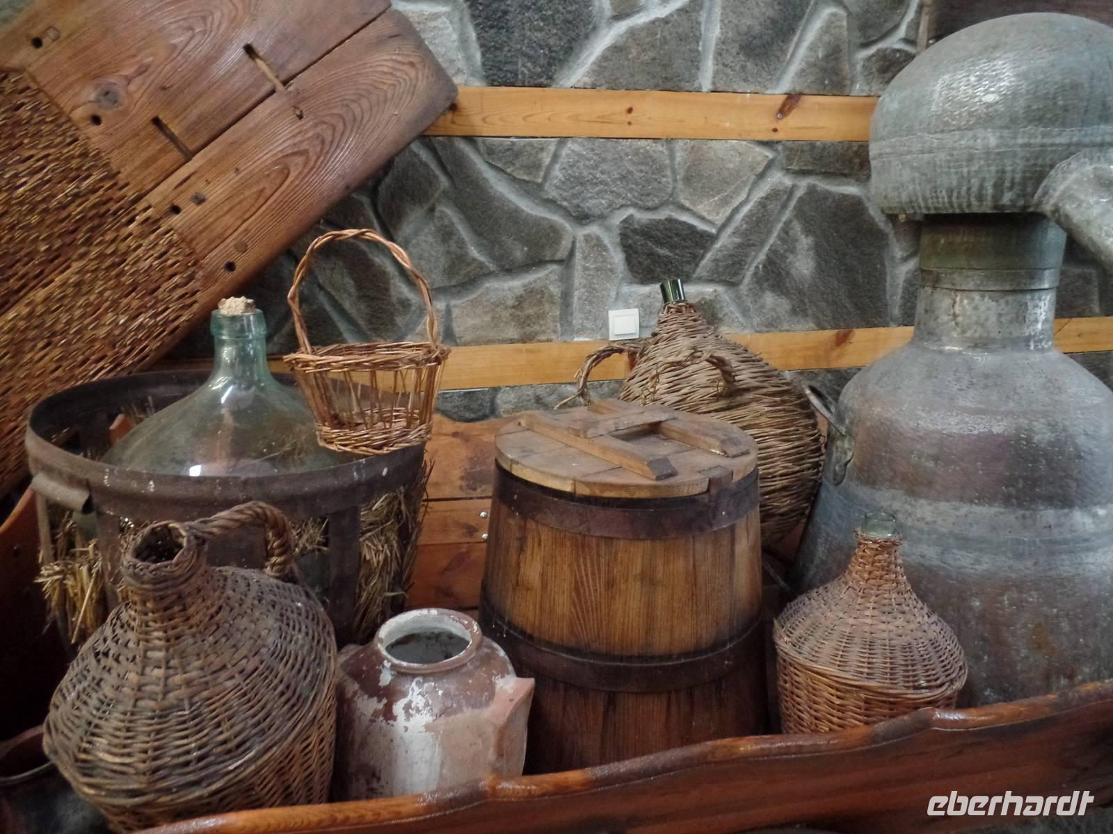 Historische Rosenölgewinnung