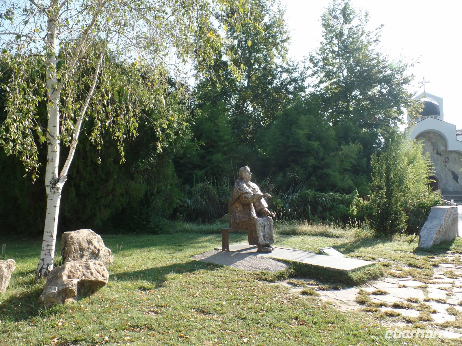 Statue der Baba Vanga - Bulgarien