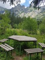 Bulgarien, Picknick Tisch auf der Kirilov Wiese