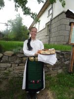In Sabotkovtsi werden wir mit Brot und Salz empfangen