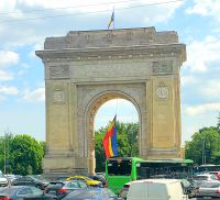 Der Triumphbogen von Bukarest. Rundreise Rumänien und Bulgarien.  &ndash; &copy; Martina Wegener (Eberhardt TRAVEL)