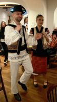 Tradionelles Essen und Folklore an unserem letzten Abend in Bukarest. Rundreise Rumänien und Bulgarien.  &ndash; &copy; Martina Wegener (Eberhardt TRAVEL)