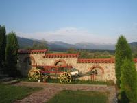 Garten des Hotels Kruscharskakata