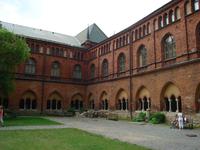 Riga: Kreuzgang zum Dom