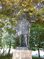 Russland_Königsberg_Dom_Albrechtdenkmal