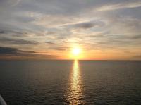 und noch ein schöner Sonnenuntergang auf dem Meer