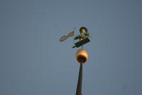 Alter Thomas als Wetterfahne