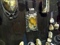 Schmuck aus Bergstein