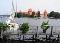 Litauen - Trakai - Die Burg von der Promenade gesehen