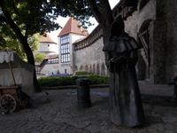 DSCN3979  Abstieg in die Unterstadt