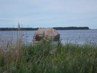 DSCN3990  Findlinge am Meer