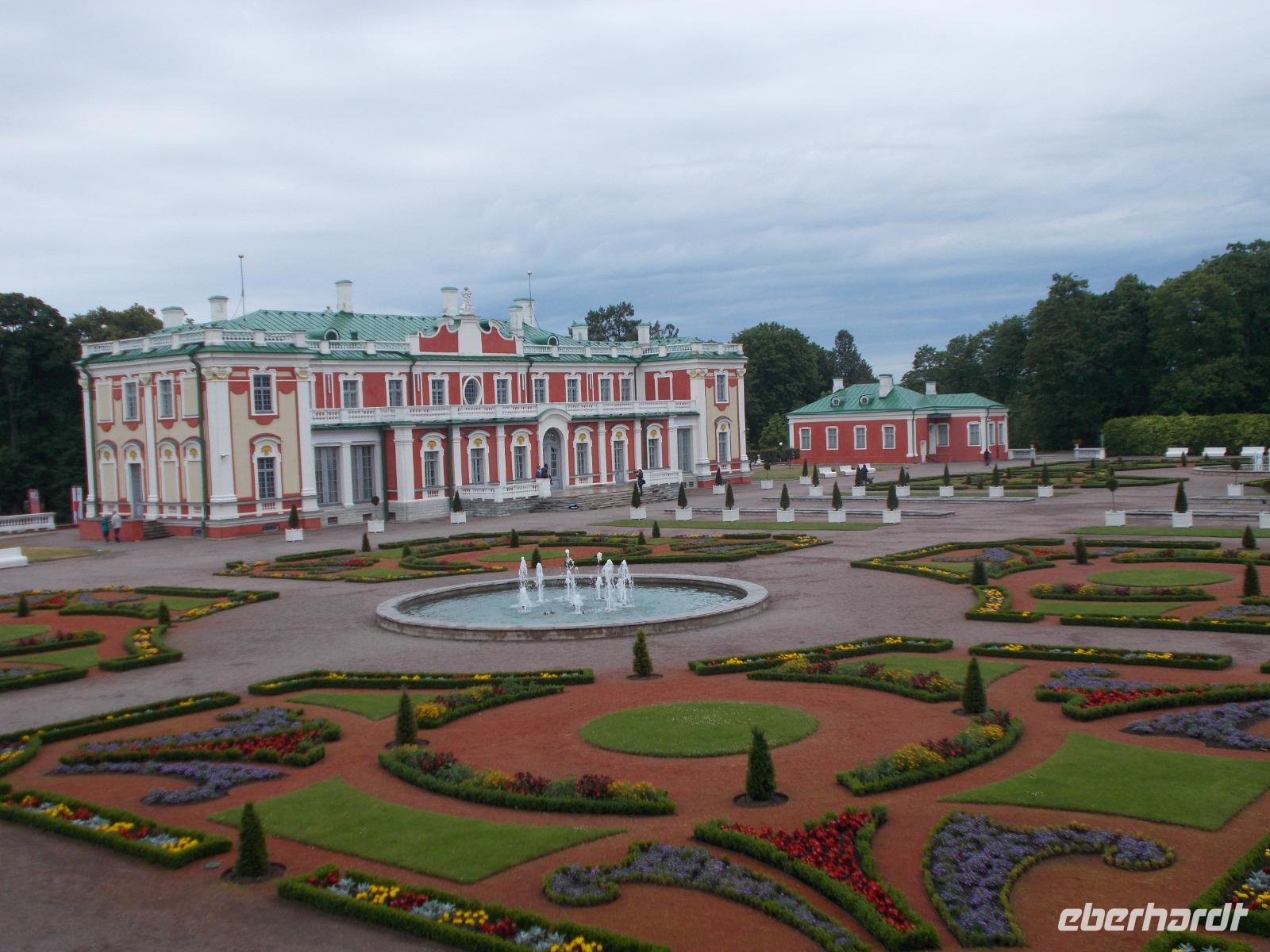 DSCN4041 Schloss mit Park