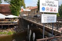 Vilnius: Eingang zum Künstlerviertel Uzupis