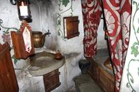 Toilette im Mittelalter-Restaurant 