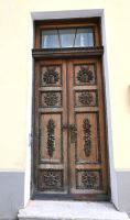 Schöne Holztür in Tallin
