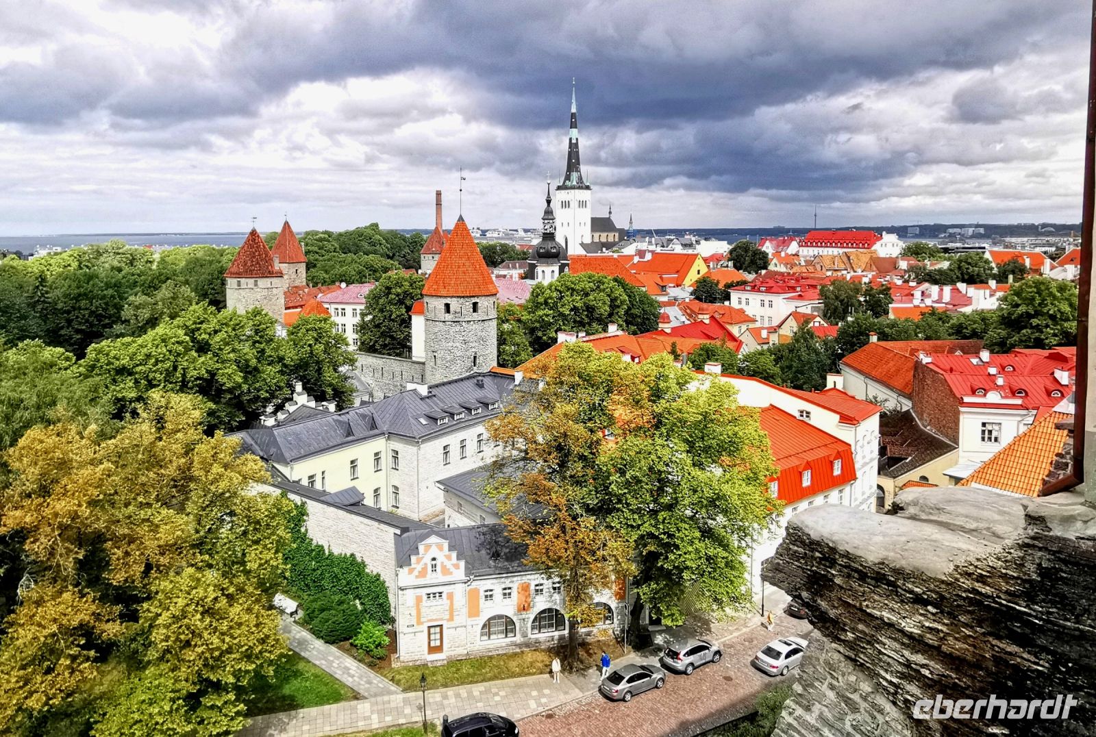 Blick über die Dächer der unteren Altstadt von Tallin