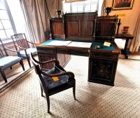 Edler Schreibtisch im Gutshaus Palmse