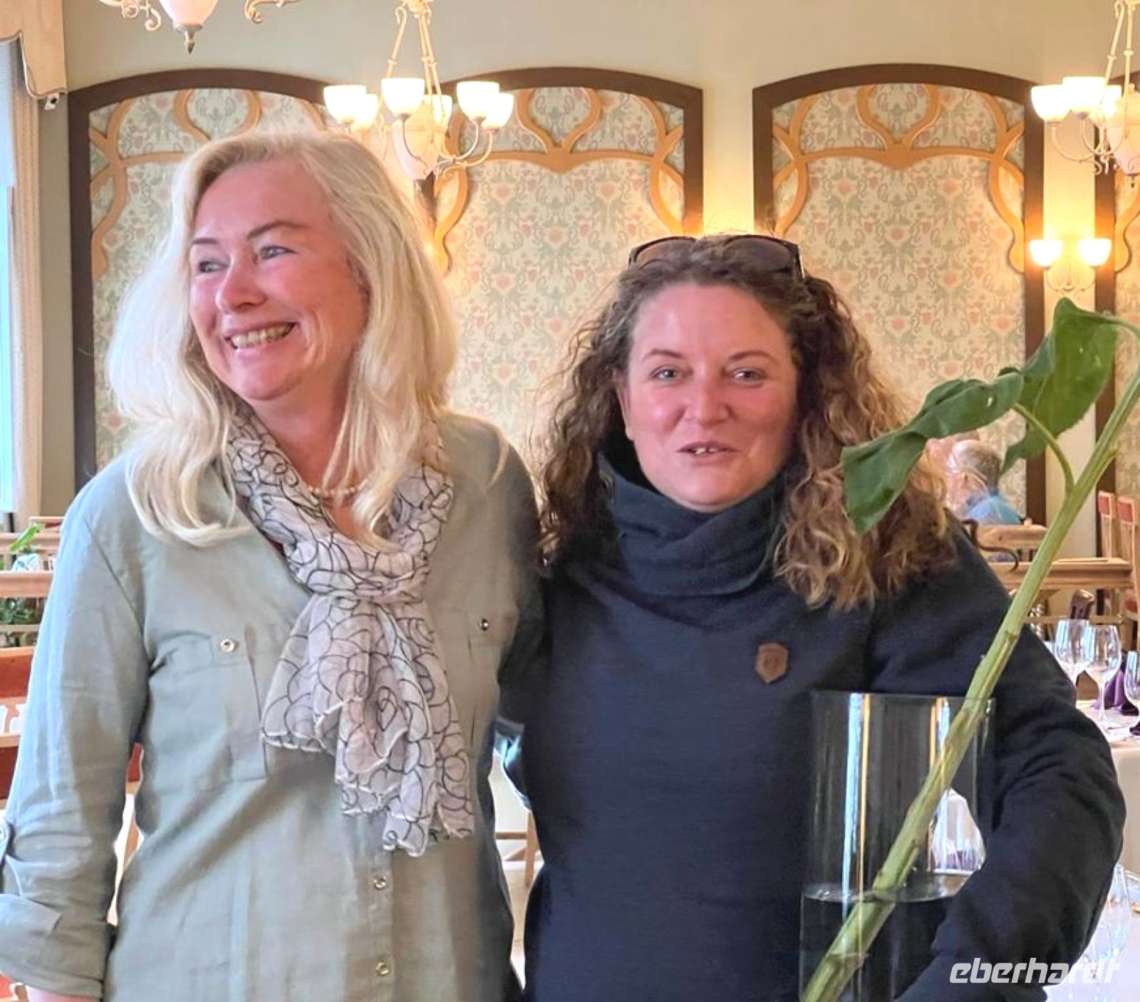 Reiseleiterin Romualda und Reisebegleiterin Simone